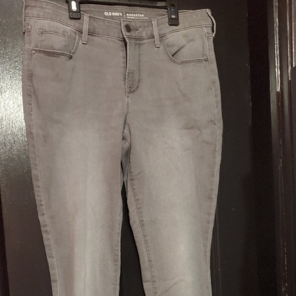 Old Navy Denim - Old Navy rockstar skinny jeans
